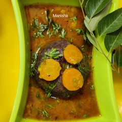 A picture of Carrots Sambar.