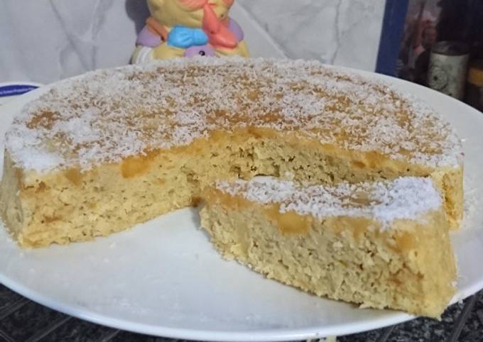 Torta de coco y frutas sin harina, azúcar ni horno Receta de Delma Delgado-  Cookpad