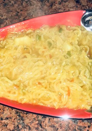 A picture of Veggie Maggi masala.