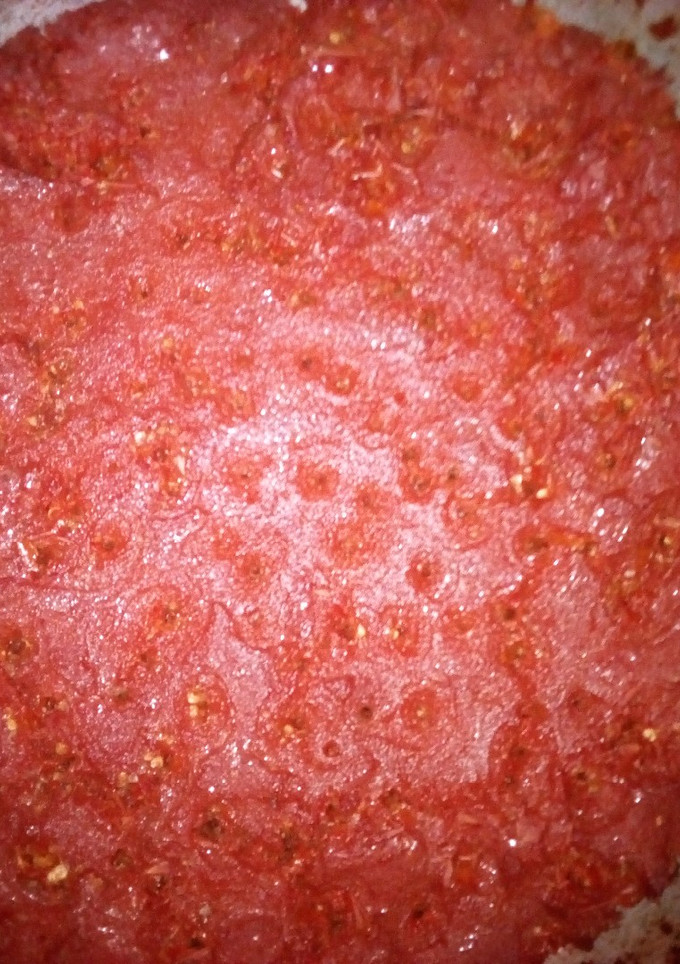 A picture of Try tomatoes.