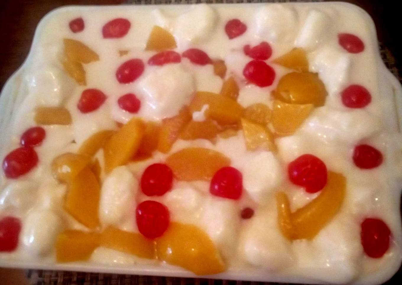Postre Frío con Nubes, Duraznos y Cerezas🍨