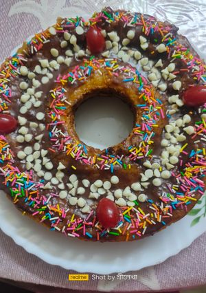এগলেস গাজরের কেক (eggless gajarer cake recipe in Bengali) রেসিপির প্রধান ছবি