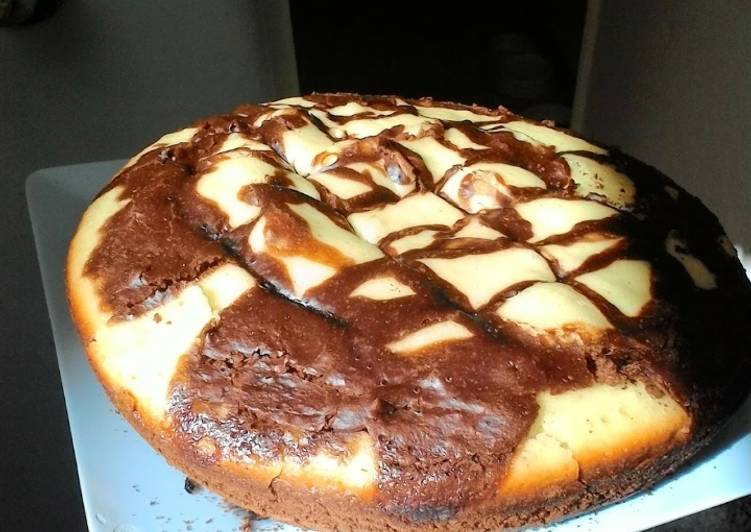 Bizcochuelo marmolado