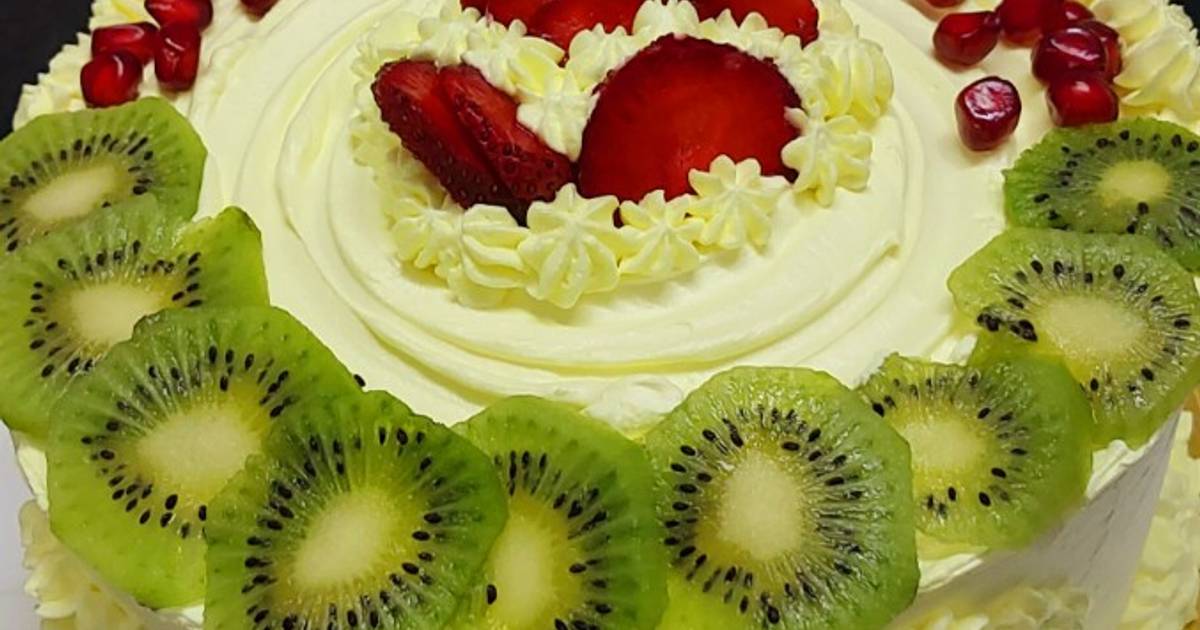 Kiwi Bonanza Cake | Sweet Chariot Bangalore | OrderYourChoice