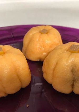 Une photo de La Citrouille d' Halloween- Jouyo Manjyu (Wagashi)