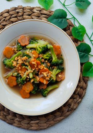 Foto resep Cah Brokoli Wortel Bawang Putih