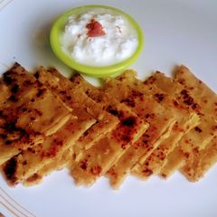A picture of Aloo Paratha.
