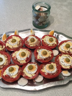 Una foto de Tomates rellenos de atún