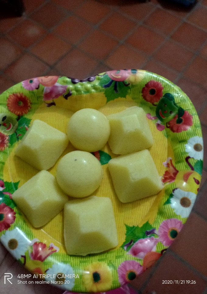 ஹோம்மேட் மில்க் சாக்லேட் செய்முறை முக்கிய புகைப்படம்