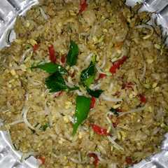 A picture of Nasi Goreng Telur Tauge.