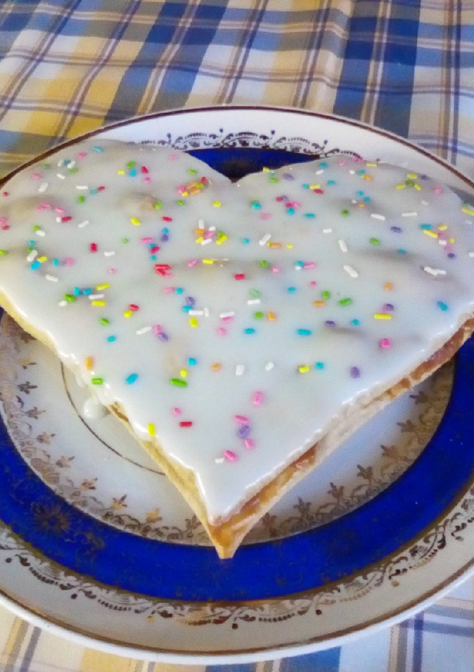 Una foto de Alfajor corazón amigo ❤️🎉(alfajores santafesinos)