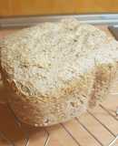 Pan casero de harina de trigo integral (panificadora Moulinex)