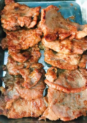Hình của món Cốt Lết Heo Rim (Simmered Pork Cutlets)🐷🍖.