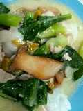 ราดหน้าหมูหมัก
