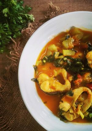 A picture of Boiled fish curry.