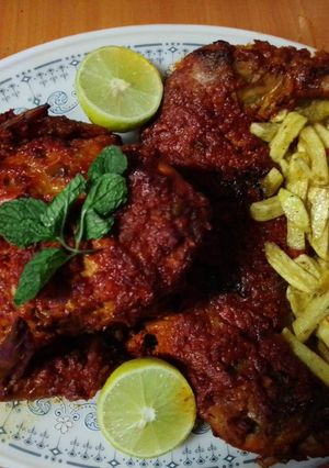 A picture of Tandoori bihari whole chicken🐓🧅🌶️.