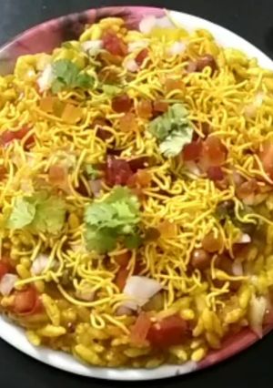 ભેળ (Bhel Recipe In Gujarati) રેસીપી મુખ્ય ફોટો