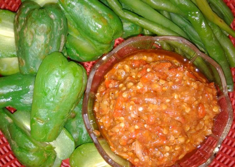 Resep Lalapan kukus dan sambel gledek🥦🥦🥦🌶️🌶️🌶️🍅🍅🍅 Anti Gagal