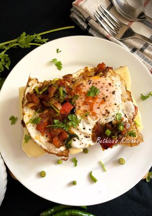 A picture of Eggs Kejriwal.