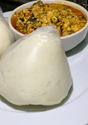 Sakwara (pounded yam) ainihin hoton girkin