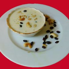 A picture of Payasam (Kheer, phirni, Badam  pal payasam in tamil) in South Indian style.