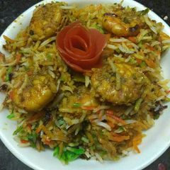 A picture of Delicious Prawn Biryani.