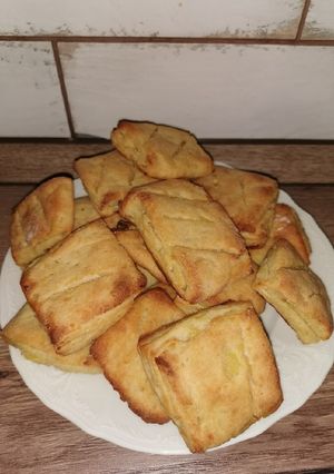 Hajtogatott krumplis pogácsa recept fotója