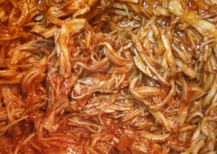 BBQ Shredded Chicken - Slow Cooker