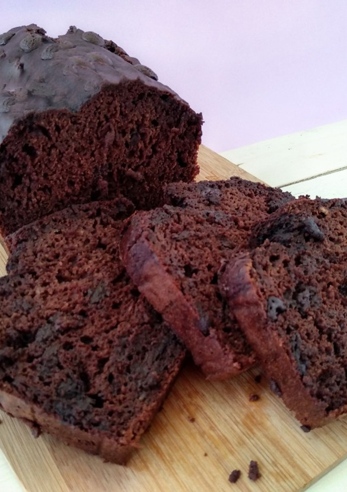Una foto de Bizcocho de chocolate, calabacín y plátano