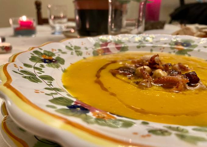 Passaggi a Fai Premiato “Vellutata di zucca gialla e carote con totanetti in umido e nocciole tostate”