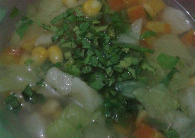 Sayur sop kampung praktis nan lezat