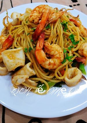 Hình của món Mì ý sốt hải sản.