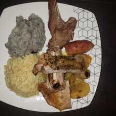 Una foto de Plateada y costillar al horno con puré de papas chilota