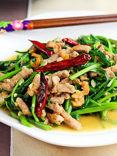 《好菜網》空心菜炒肉絲 的食譜成品照片