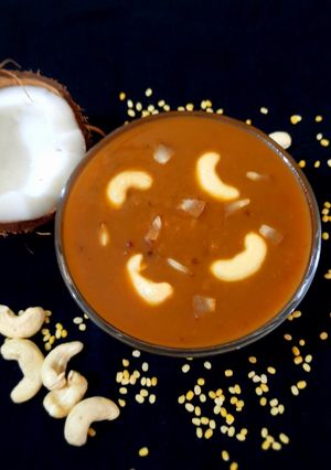 A picture of Paruppu payasam / moong dal kheer.