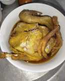 Gà hầm sâm táo đỏ bằng nồi cơm điện