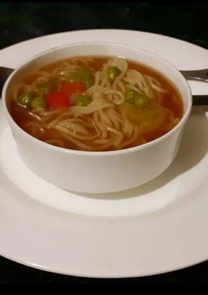 ম্যাগি স্যুপ(Maggi soup recipe in Bengali) রেসিপির প্রধান ছবি