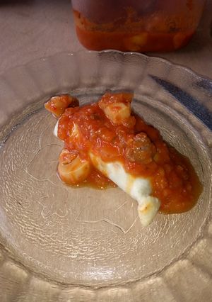 Una foto de Empanadas con salsa