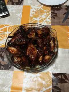 Una foto de Alitas a la barbacoa a mi manera al horno