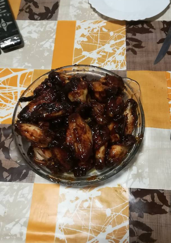Una foto de Alitas a la barbacoa a mi manera al horno