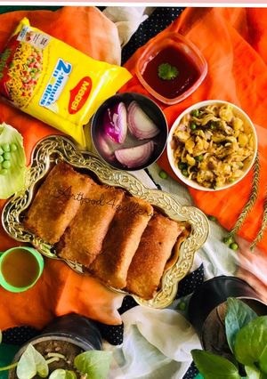A picture of Maggi noodles pockets.