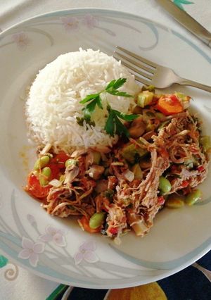 Una foto de Carne deshebrada a la jardinera