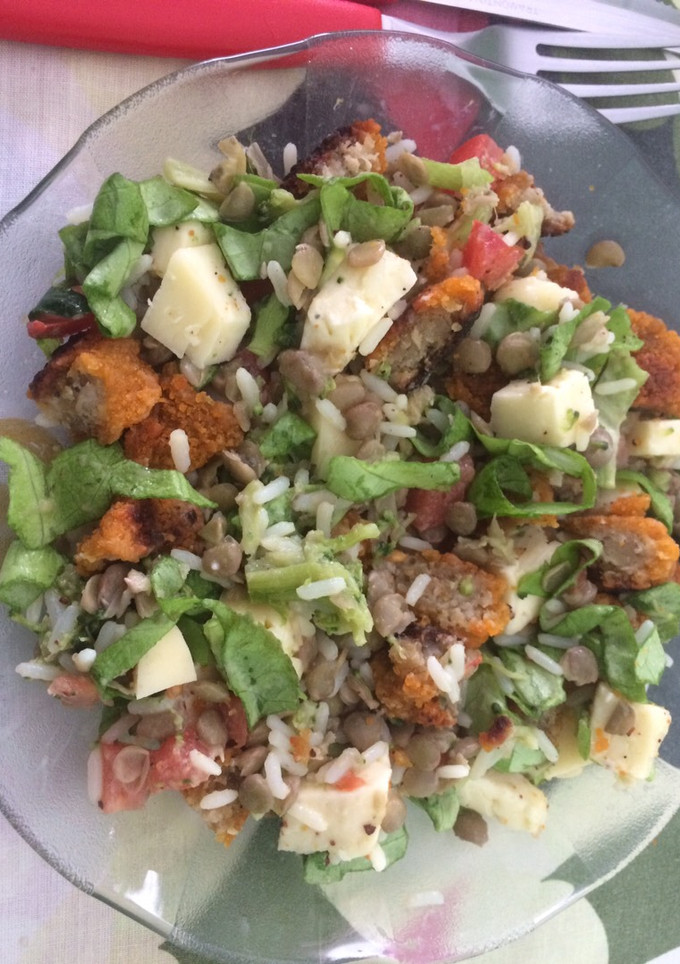 Una foto de Ensalada primaveral rica en fibras
