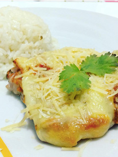 Una foto de Lomo de cerdo gratinado en salsa pomodoro