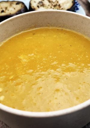 Une photo de Soupe de poivrons jaunes
