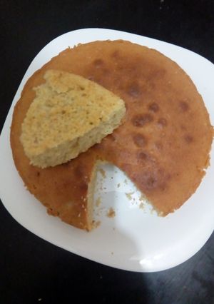 A picture of Spongy Vanilla cake.