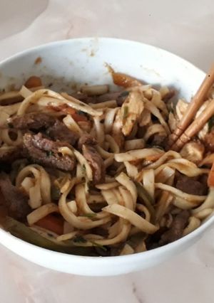 Una foto de Fideos estilo Chinos