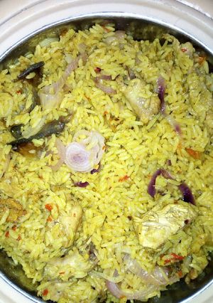 A picture of Simple Jollof Rice with Chicken.