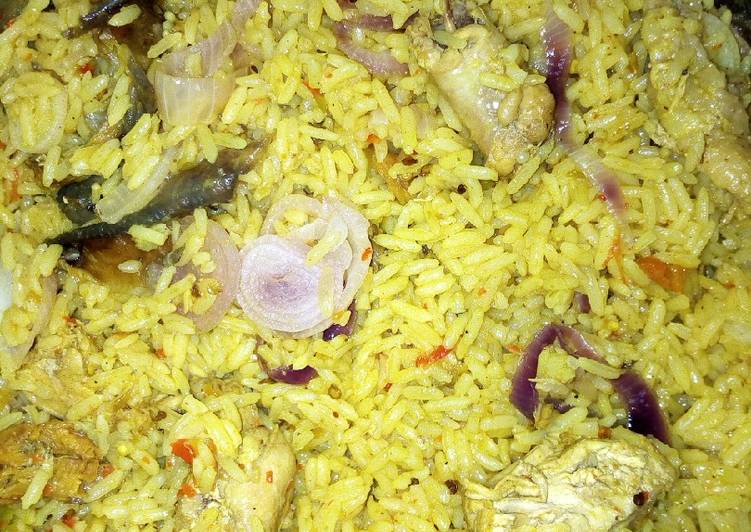 Steps to Prepare Favorite Simple Jollof Rice with Chicken