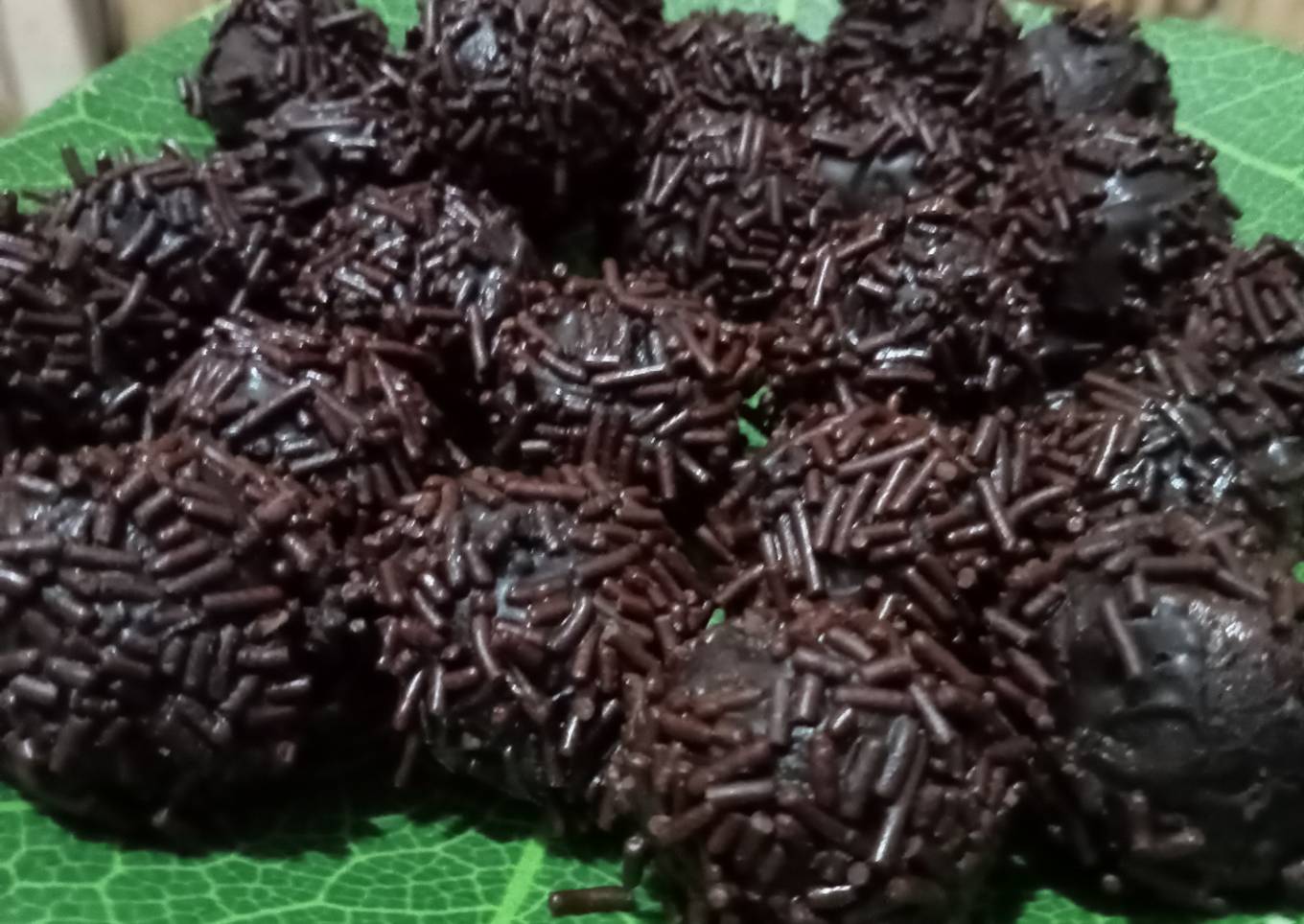 11.Choco balls